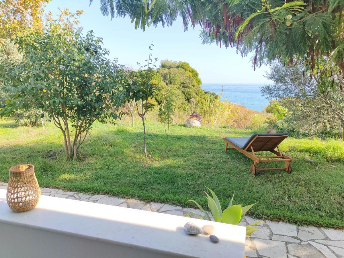 Kalamies - Secluded Beach Apartments Skala  Екстер'єр фото