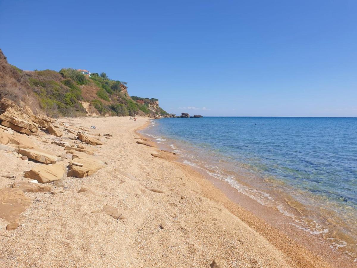 Kalamies - Secluded Beach Apartments Skala  Екстер'єр фото